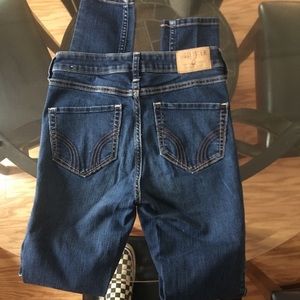 Hollister Super Skinny High Rise jeans
